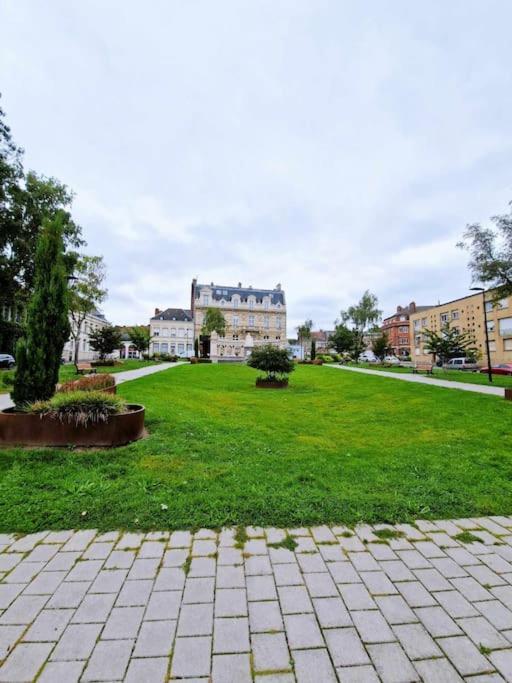 Appartement Hypercentre 301 +Wifi+Independant+ Cuisine Toilette Salle De Bain Privative Valenciennes Zewnętrze zdjęcie